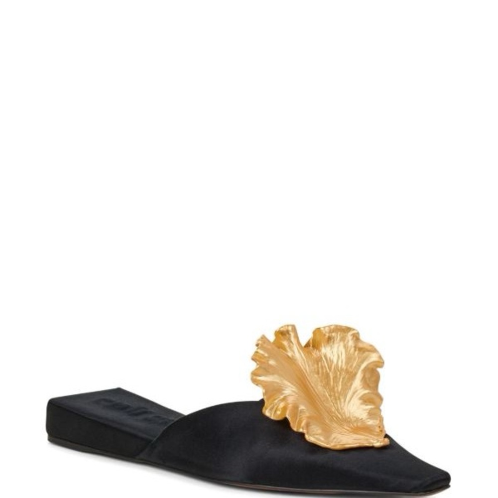 ISO: Cult Gaia Iris Mules size 10/40-41